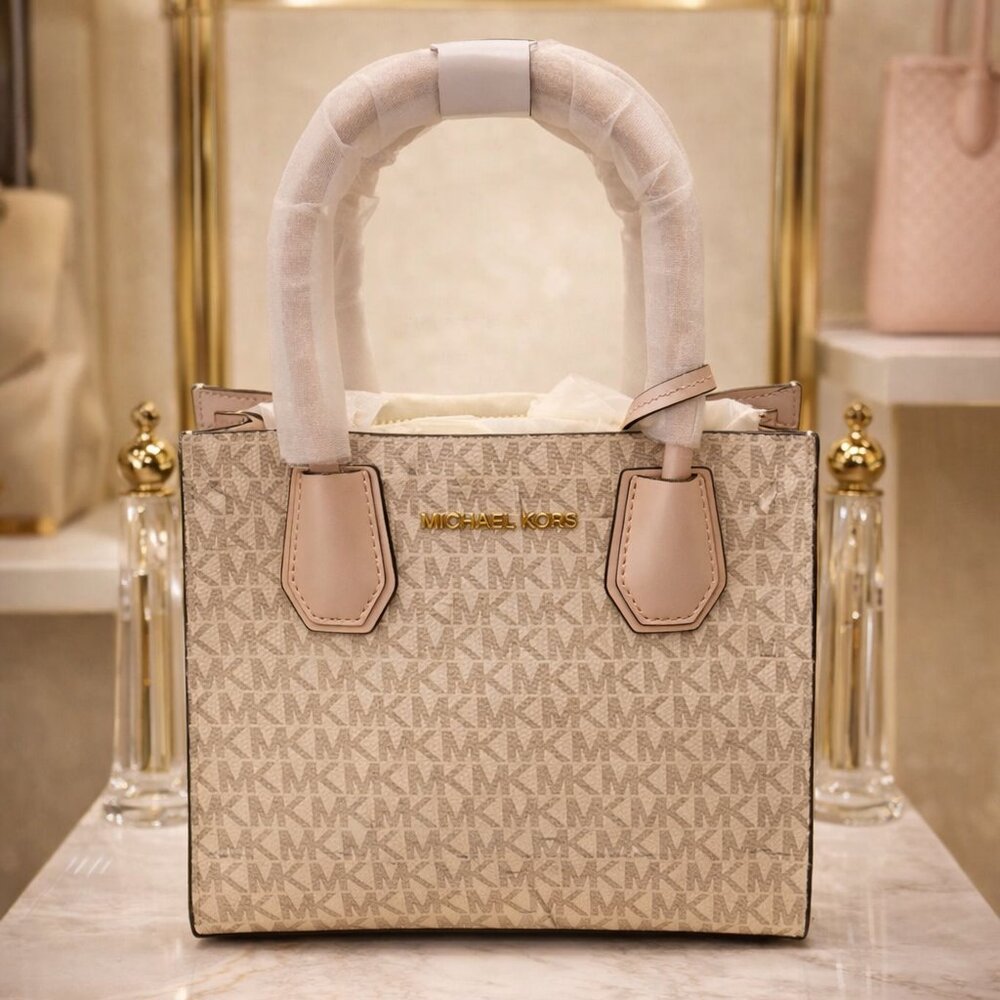 NWT Michael Kors Mercer Medium Logo and Leather Accordion Crossbody Bag